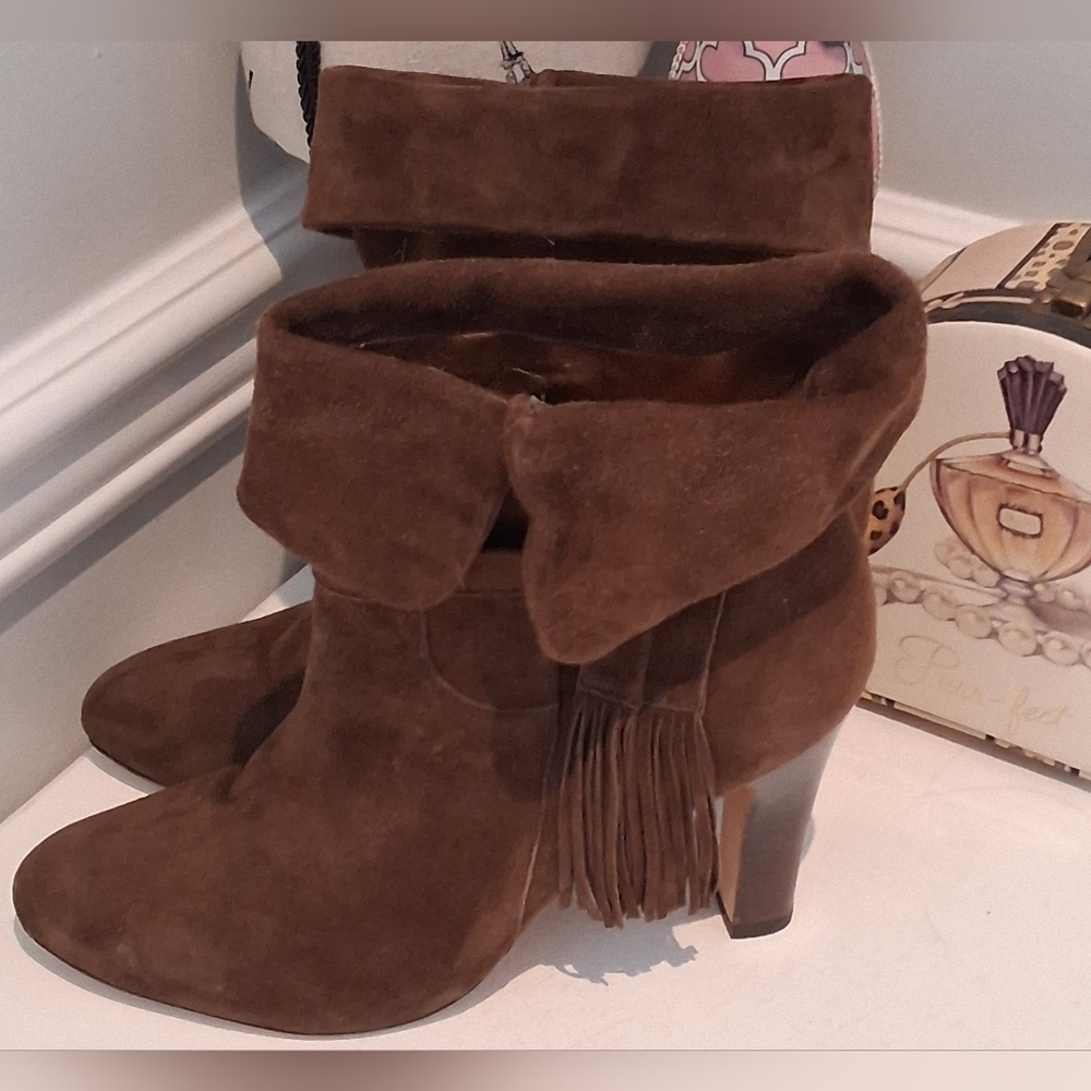 Johnston & Murphy Brown Suede Western Style Heeled Boots Sz 10M Pre-Owned